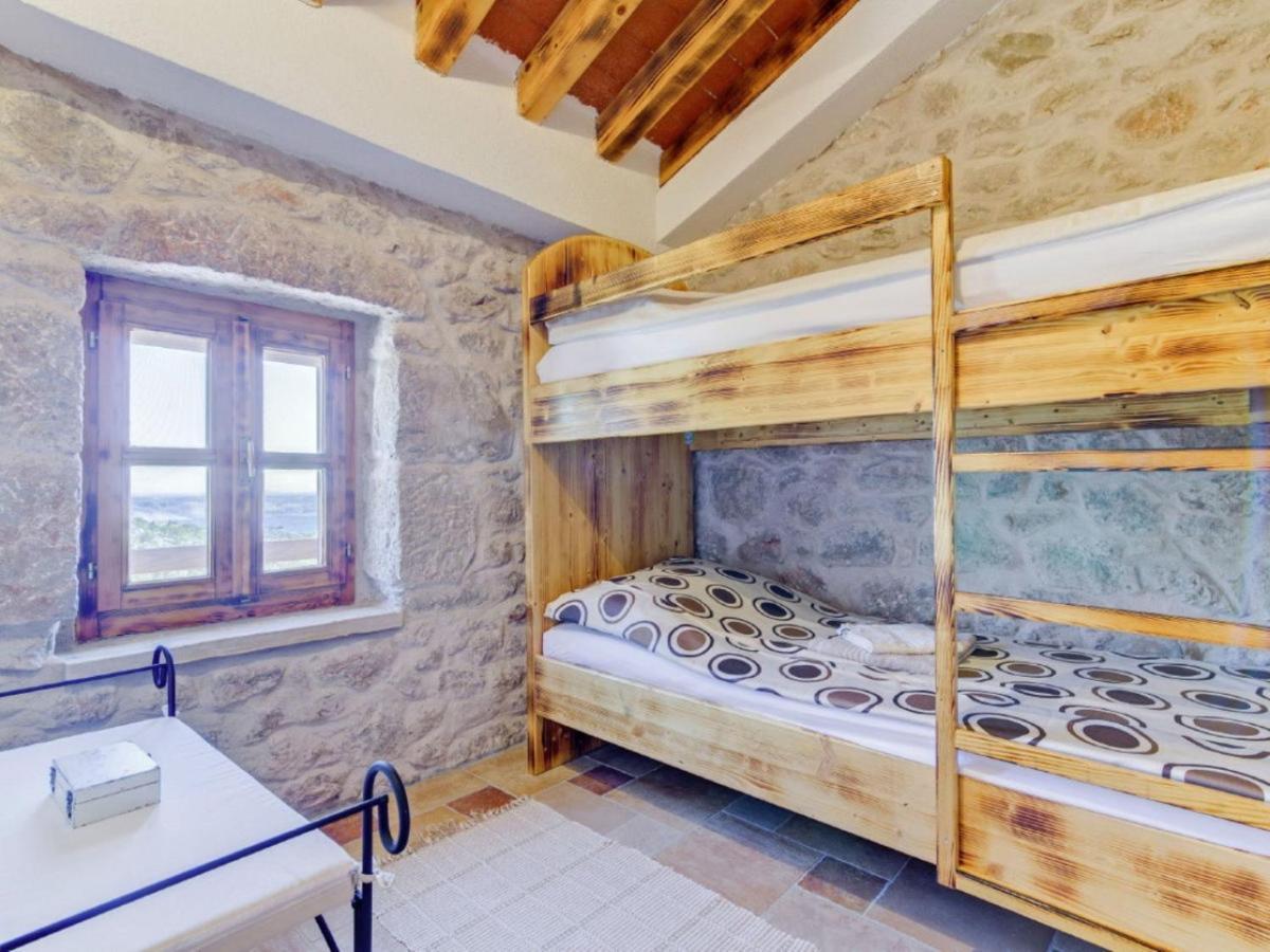 Lovely Holiday Home In Starigrad 外观 照片