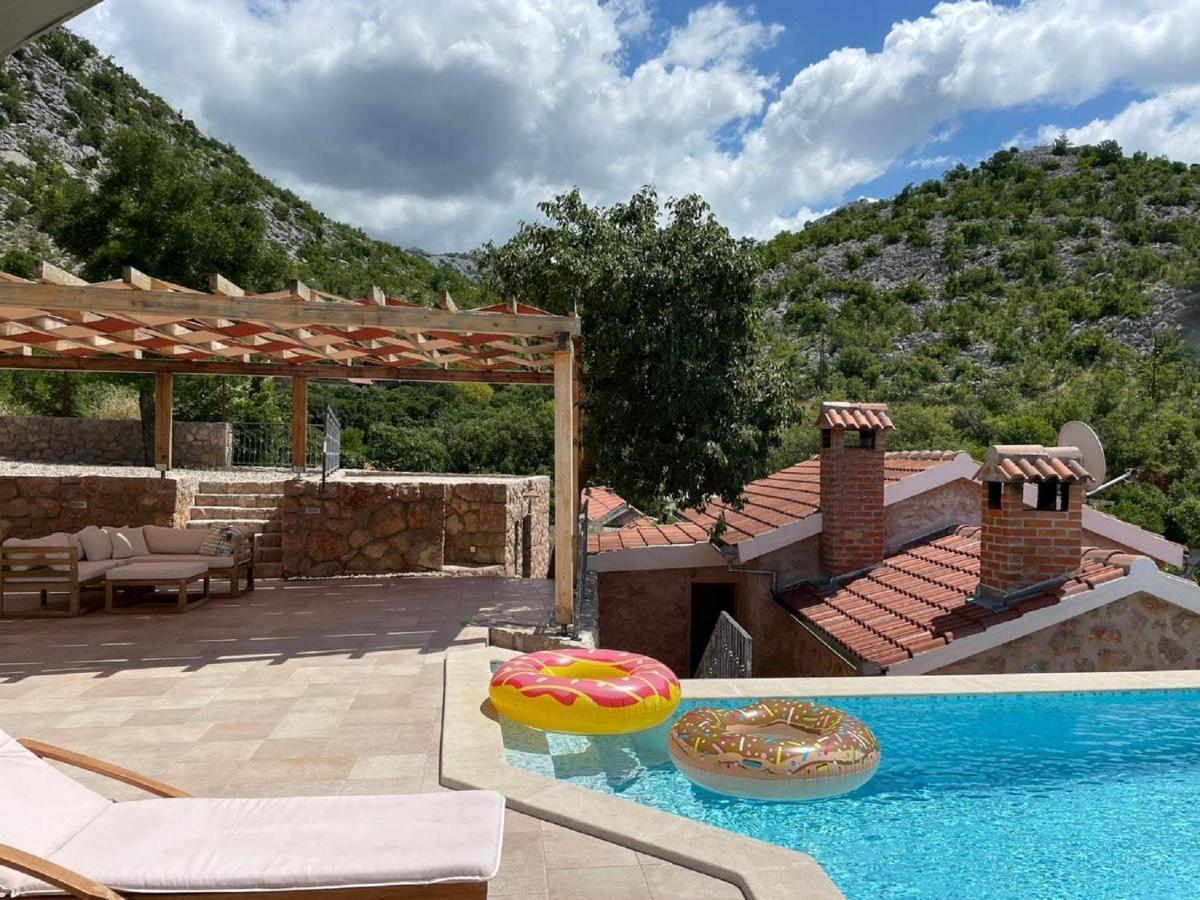 Lovely Holiday Home In Starigrad 外观 照片